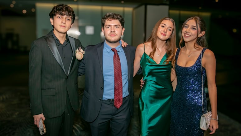 Generación 2025 de la prepa Franco Inglés de México celebran graduación rumbo a una nueva etapa