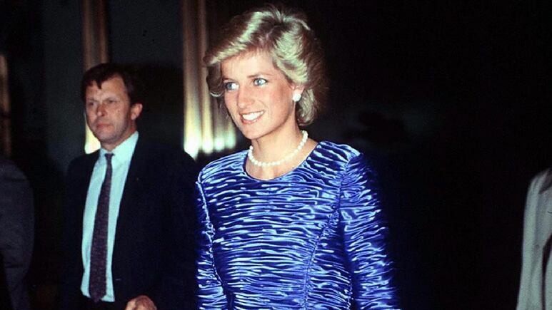 William y Harry habrían aceptado al nuevo novio de Lady Di a cambio de peculiar regalo