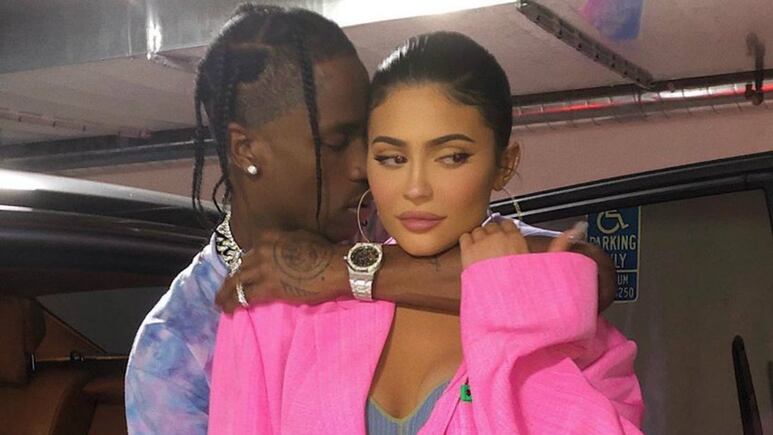 Kylie Jenner comparte fotos de su segundo LUJOSO baby shower