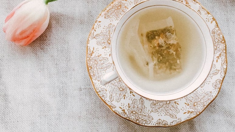 Bajar de peso rápido: ¿Cómo acelerar el metabolismo con bolsitas de té verde?