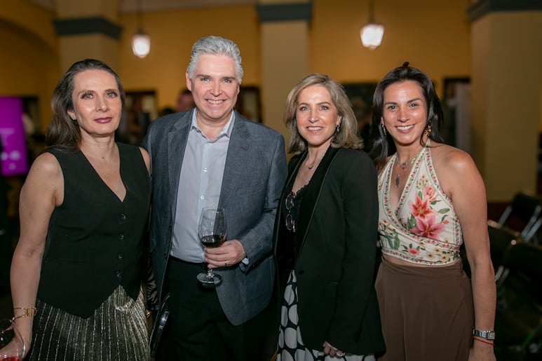 Homenaje Raquel Bessudo