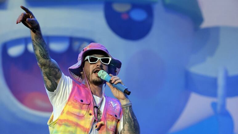 J Balvin: Así es el LUJOSO jet privado que suma a su colección