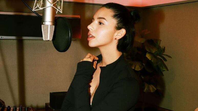 ¿Florinda Meza demandará a Ángela Aguilar por la canción "abrazame"? Así surgieron los rumores