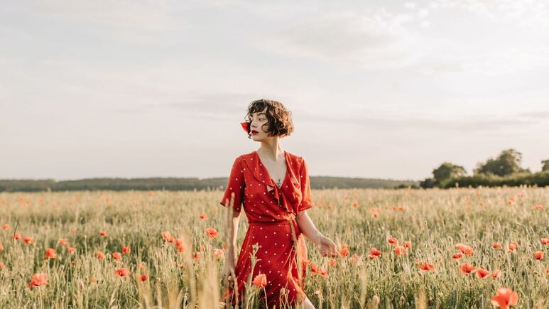 Fiestas Patrias: 5 maneras de usar un vestido rojo para lucir un outfit mexicano de último minuto