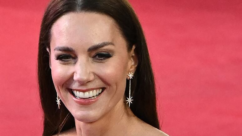 3 vitaminas que Kate Middleton usa para rejuvenecer la piel y producir colágeno