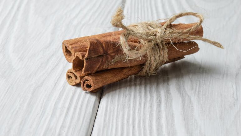 Feng Shui: El ritual con canela que debes hacer los lunes para atraer el dinero y la abundancia