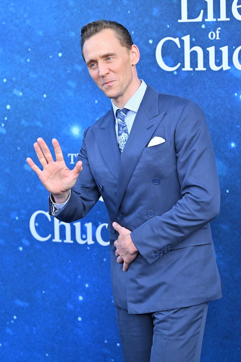 Tom Hiddleston en la premiere en Londres