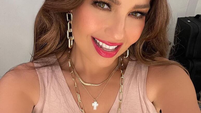 Así es como Thalía obtiene un vientre plano después de los 50