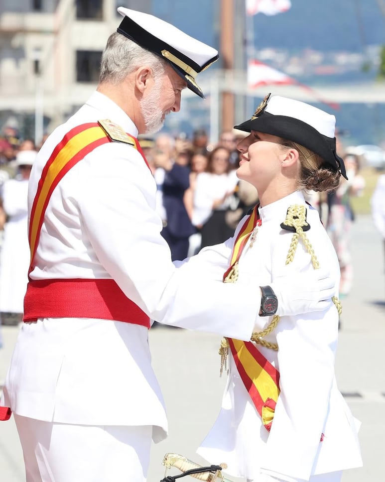 Leonor y su padre, el Rey Felipe VI