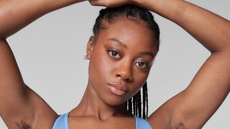 Adidas rompe estereotipos y normaliza el vello femenino en su nueva campaña