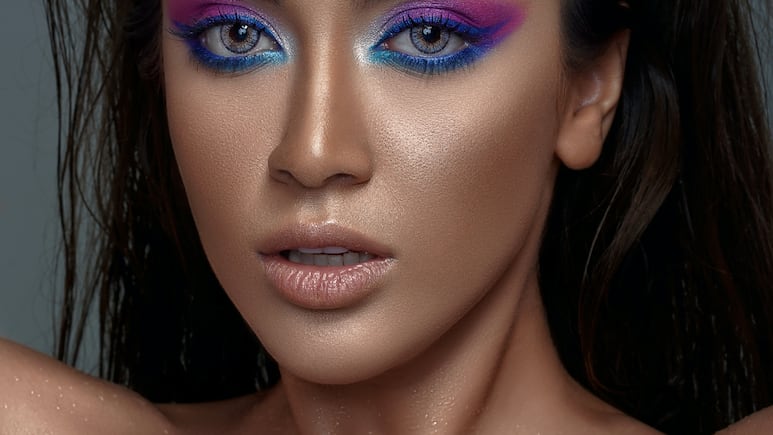 4 secretos de maquillaje para morenas que iluminarán tu rostro