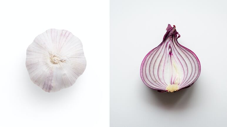 Truco fácil con ajo y cebolla para hacer crecer tu cabello