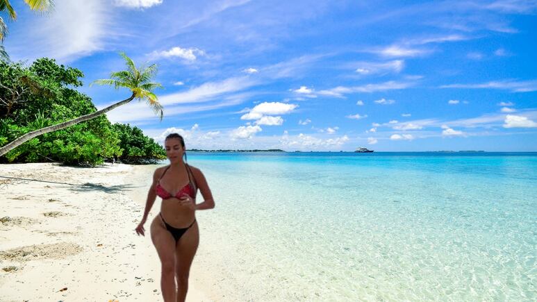 Georgina Rodríguez muestra el bikini rojo ideal para morenas que aplana el abdomen