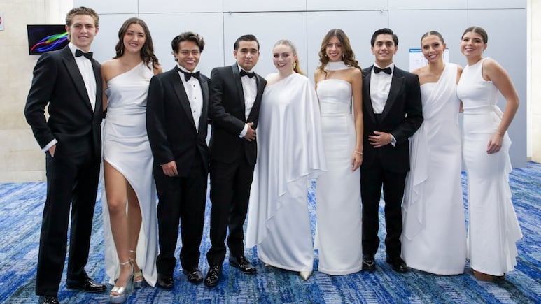 Prepa Anáhuac Campus Oxford celebra la graduación de su Generación 2025 con grandes recuerdos