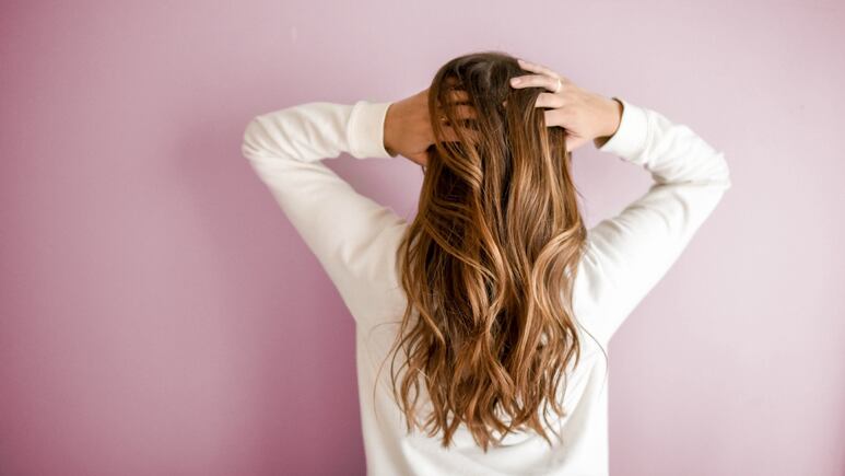 Haz una mascarilla de guayaba para evitar la caída del cabello (PASO A PASO)