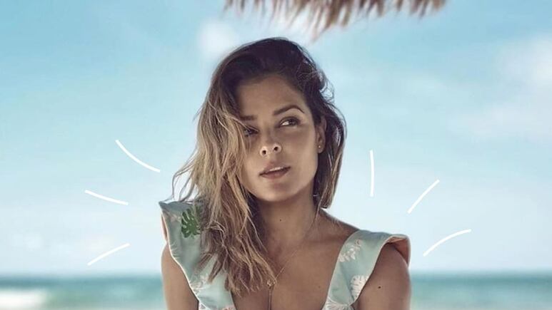 Grettel Valdez usa el traje de baño para lucir abdomen plano y cintura de avispa a los 45