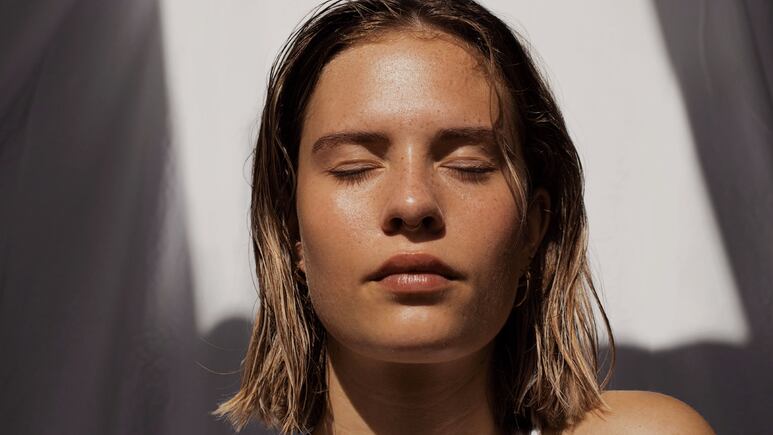 5 ingredientes naturales que son perfectos para hidratar la piel seca