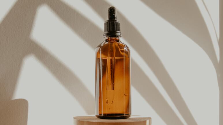 Antiedad: Sérum casero para lograr un efecto bótox, borrar arrugas y tener piel de porcelana