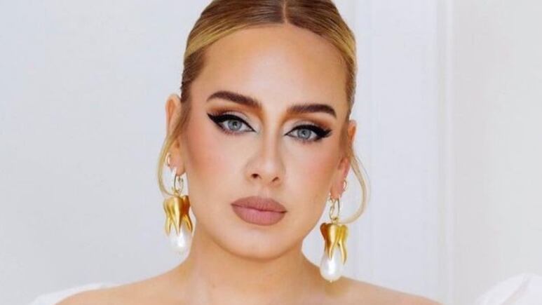 Esto es lo que hizo Adele para bajar de peso y perder más de 45 kilos