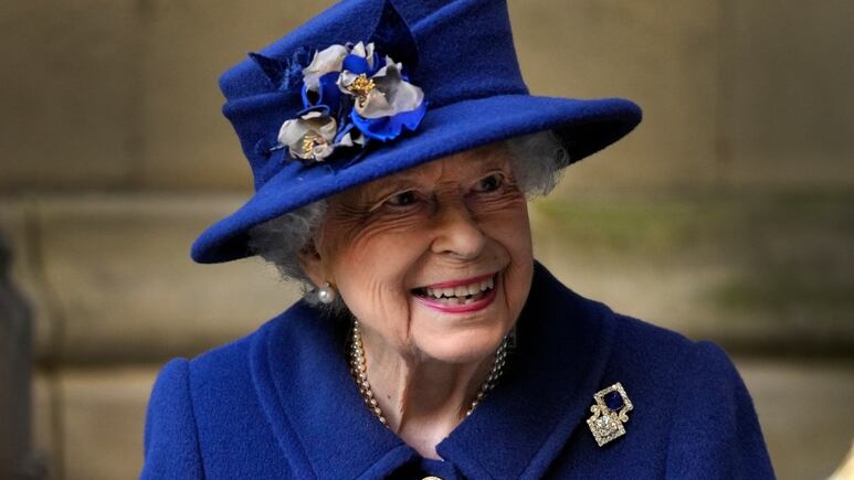 Reina Isabel II podría celebrar sus 70 años en el trono con un concierto de las Spice Girls