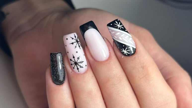 5 uñas acrílicas negras que son perfectas para la cena de Navidad