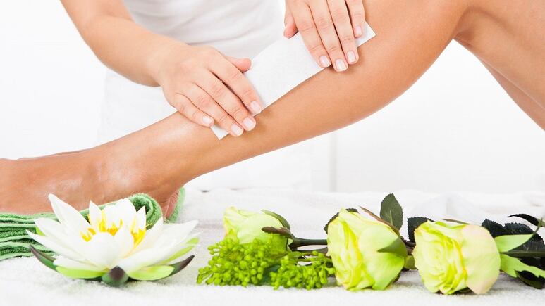 Aprende a hacer tu propia cera de depilación en casa con productos naturales