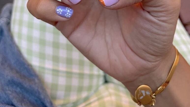 5 uñas acrílicas aesthetic que rejuvenecerán tus manos y serán tendencia en verano