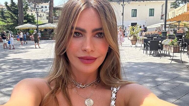 Sofía Vergara revela su mejor SECRETO para eliminar manchas de la cara y lucir piel de porcelana