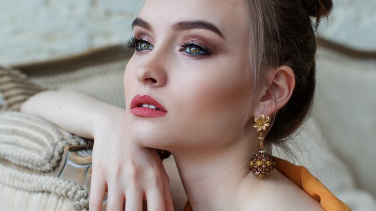 Ojos hundidos: 3 tips de maquillaje para lucir una mirada de impacto en otoño