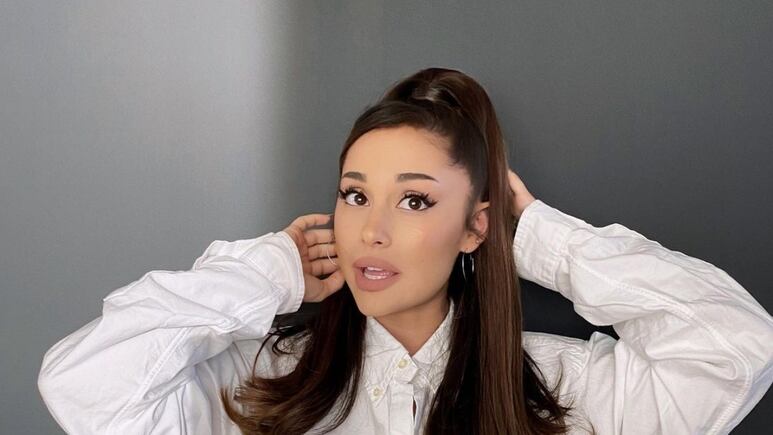 Ariana Grande luce corte de cabello long bob ¡Thank you next melena XL!