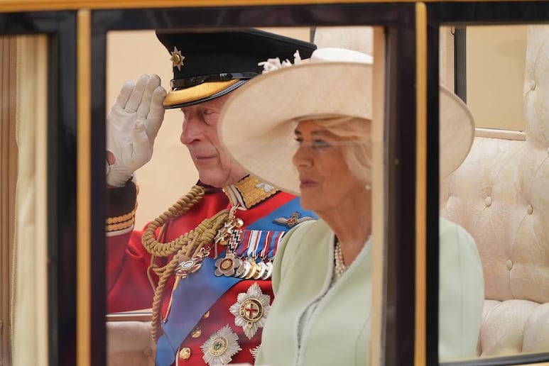 carlos III y camila