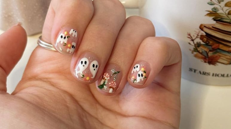 Uñas estilo 'spooky season'