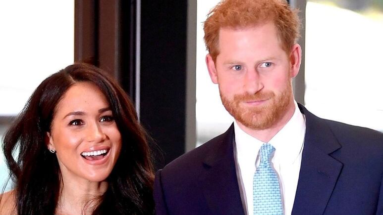 Meghan Markle y el príncipe Harry reaparecen pidiendo dulces junto a Archie y Lilibet Diana | FOTO