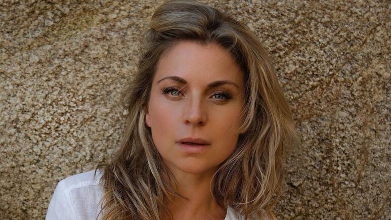 Ludwika Paleta revela cómo usar el retinol para quitar arrugas y producir colágeno