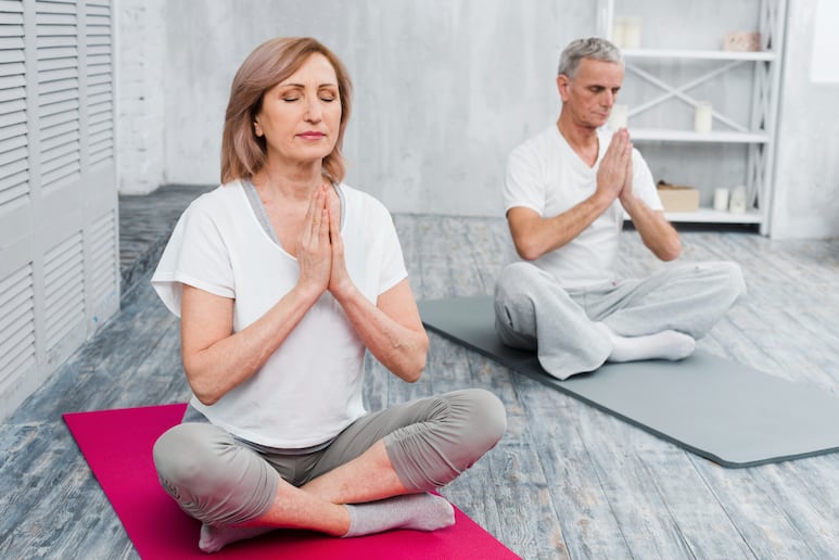 yoga adultos mayores