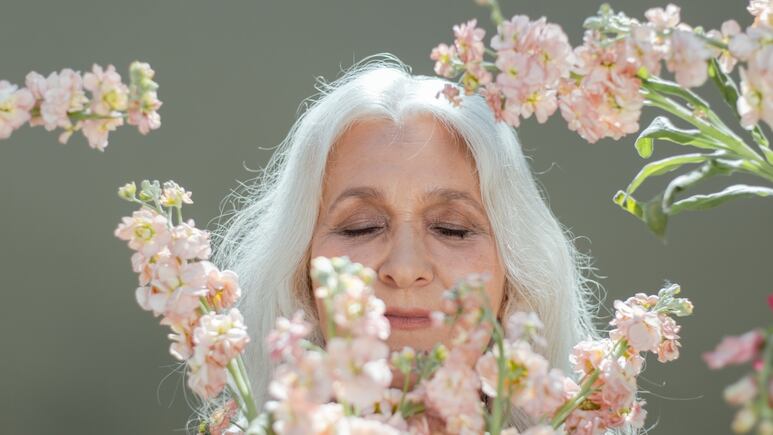 4 Cortes de pelo antiedad para lucir canas a los 40, 50 y 60