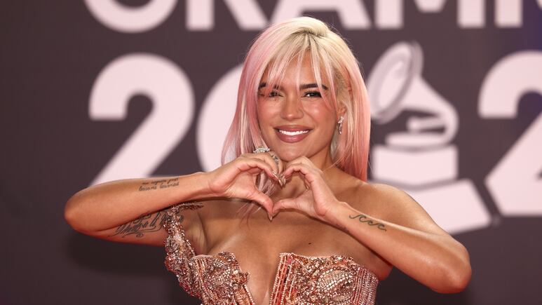 Latin Grammy 2023 nos enamoró con los mejores looks de la alfombra roja