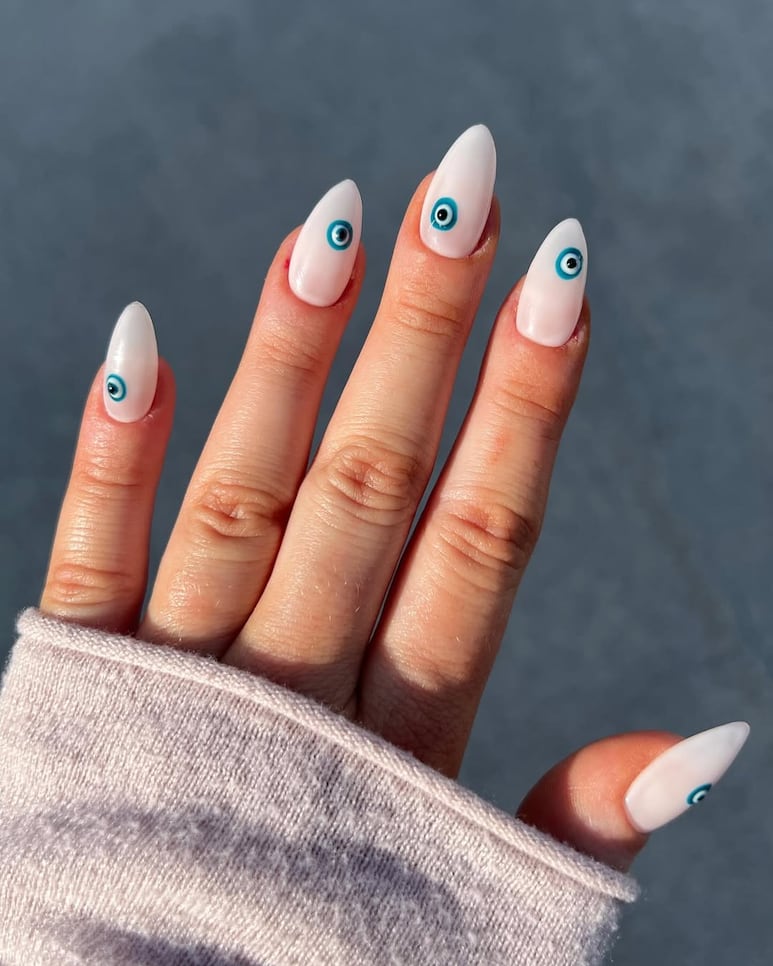Diseño de ojo malvado