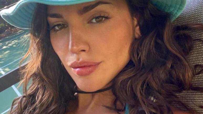 Eiza González da lección de amor propio y asegura que se siente sexy con celulitis