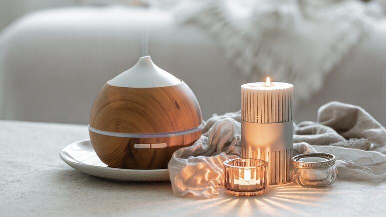Feng Shui: Atrae la buena suerte, el amor y el dinero a tu vida con estas 5 velas de colores