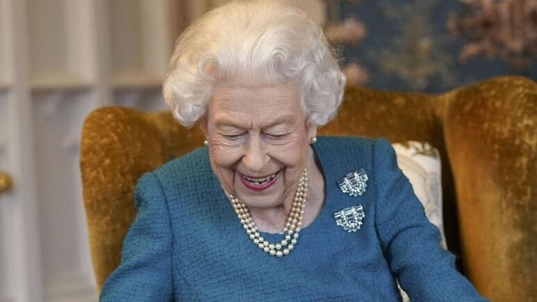 Aseguran que la reina Isabel podría haber muerto después de contraer Covid-19