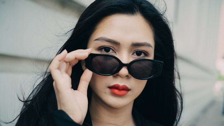 3 cortes de cabello para mujer que te harán lucir más joven si tienes el pelo oscuro