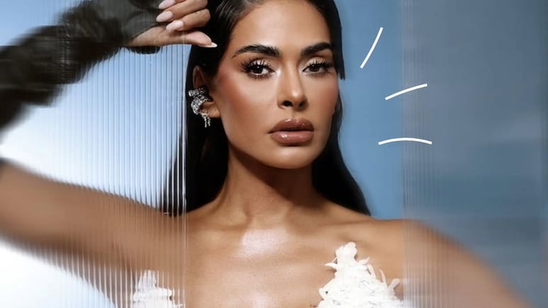 Galilea Montijo con vestido blanco en gala de eliminación LCDLF 2025