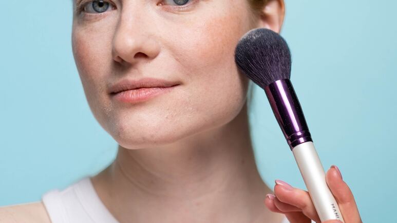 DIY: Cómo hacer un blush casero con betabel y aceite de coco (PASO A PASO)