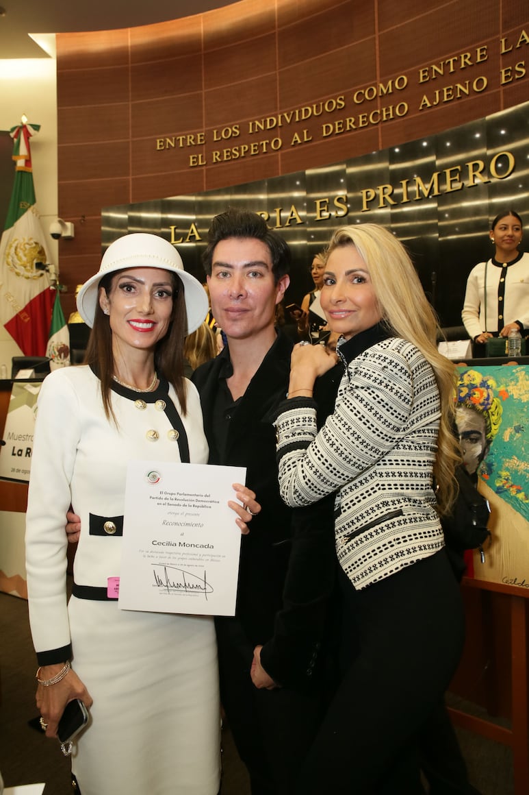 Cecilia Moncada, Mario Sierra y Marion Lanz Duret.