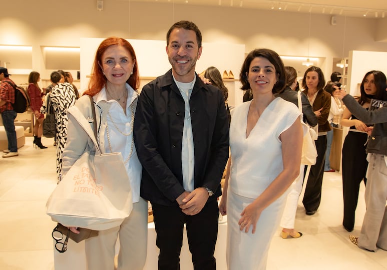 Lisette Trepaud, Stavros Georgakarakos y Yolanda Castillo.