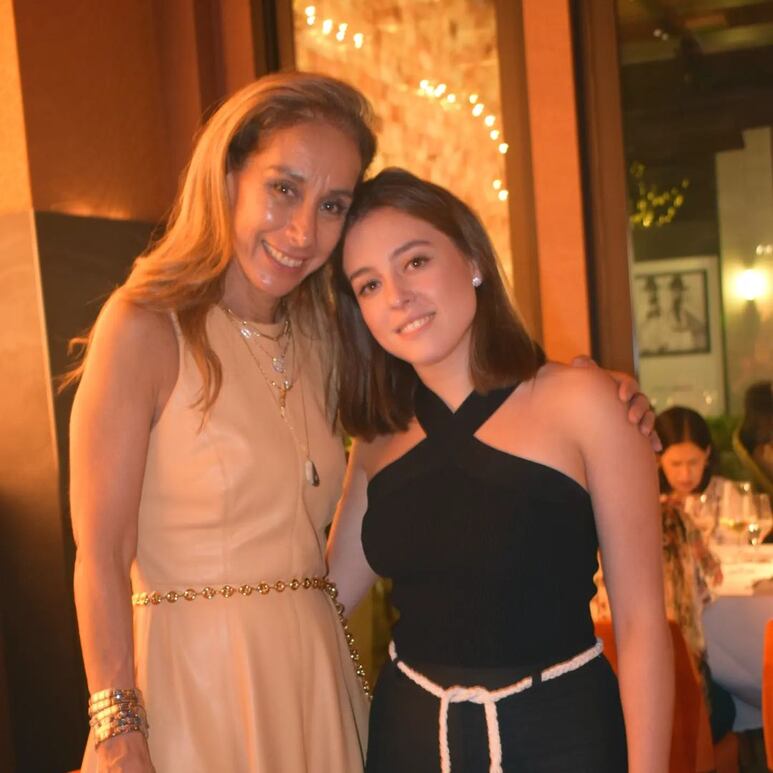 María Milo y Carla Juan Chelala.