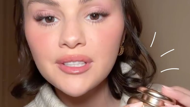 Selena Gomez lanza perfume de Rare Beauty
