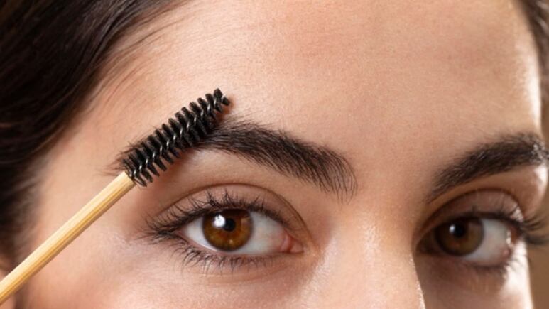 ‘Disco brows’, la tendencia en cejas 2022 que se ha viralizado en TikTok