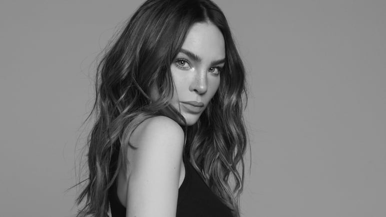 Belinda lista para encantar como actriz de realeza y el estreno de su nuevo álbum